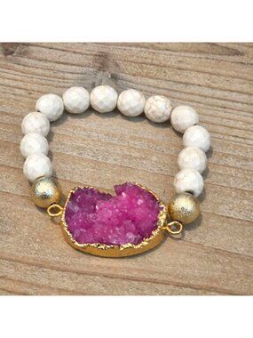 Dark Pink Drusy Quartz Stone Stretchable White Howlite Beaded Stretch Bracelet